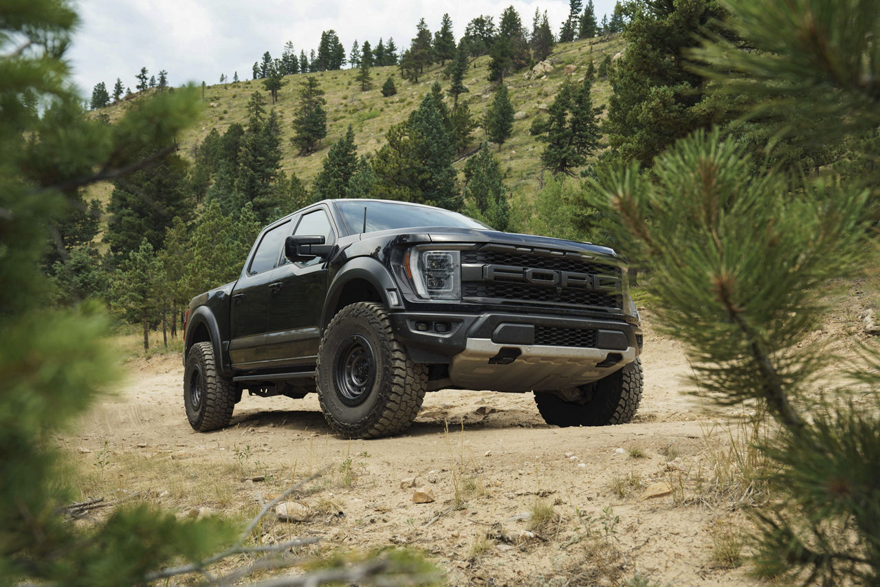 RAPTOR ブラック 2024 Ford F150 Raptor - Black Rhino XPLORER - Gun Metal | Black Rhino